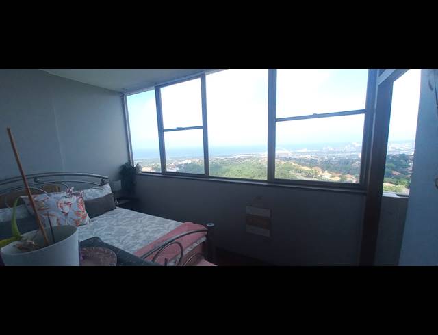 1.5 BEDROOM FLAT FOR SALE IN MORNINGSIDE